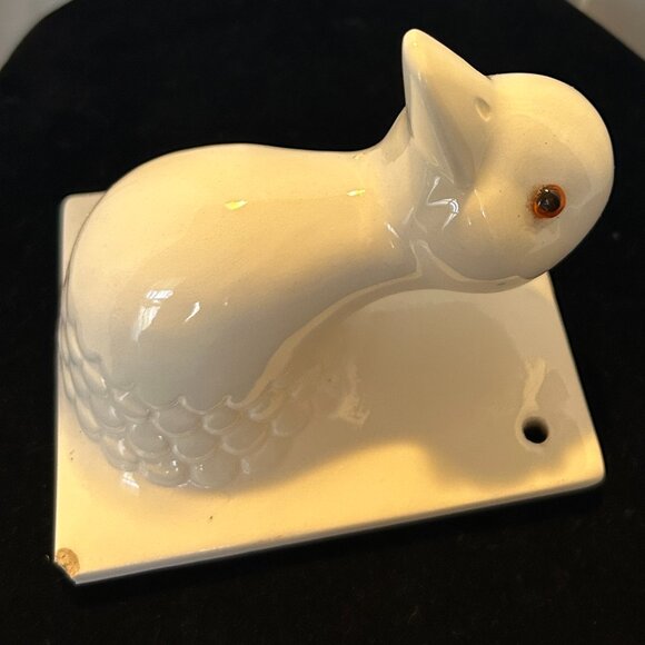 Porcelain Duck Towel Holder - Picture 4 of 5